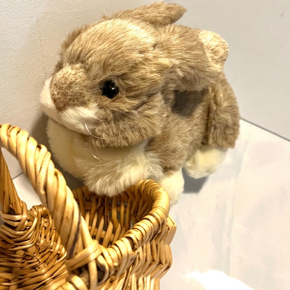 RUSS Bruin VTG Bunny Rabbit Plush Tan & Beige Collectible Easter Stuffed Animal